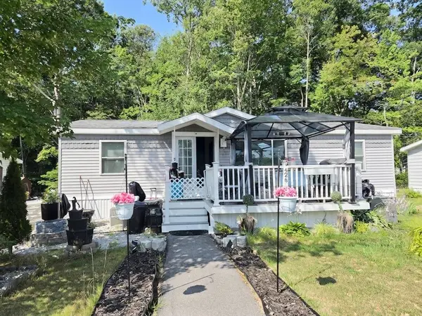 426  Sherwood Glen, Somersworth, NH 03878