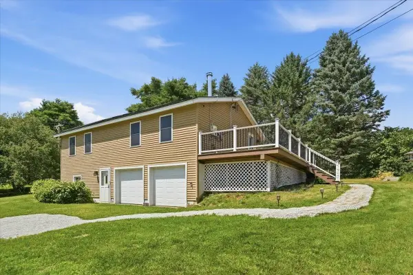 111 Fontaine Drive, Georgia, VT 05468