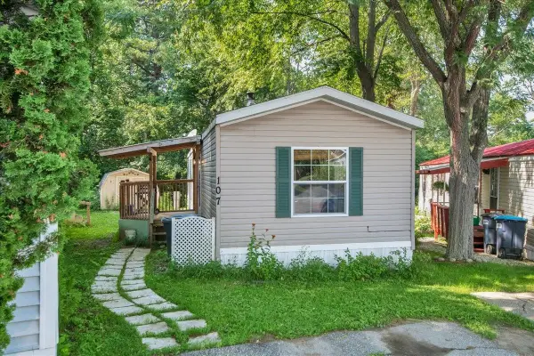 107 First Street, Colchester, VT 05446
