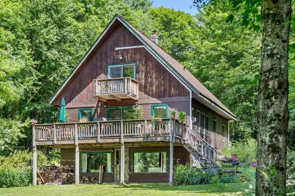2092 Cleveland Corners Road, Hyde Park, VT 05655