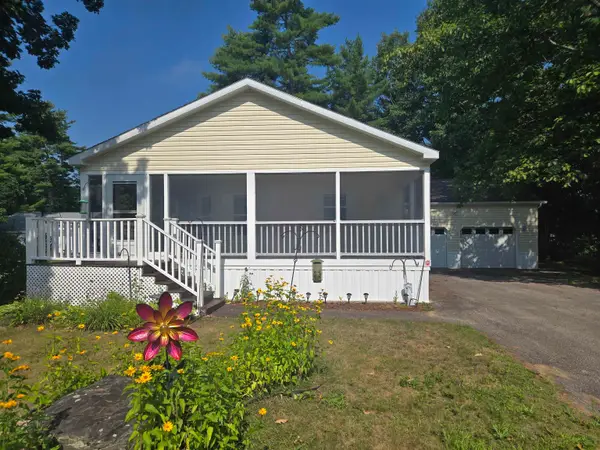 57 Temple Drive, Rochester, NH 03868