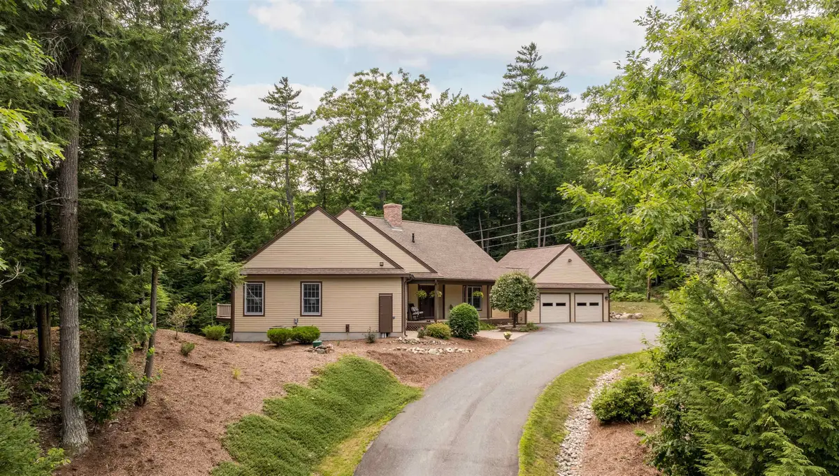 35 Clearwater Drive, Grantham, NH 03753 - #1