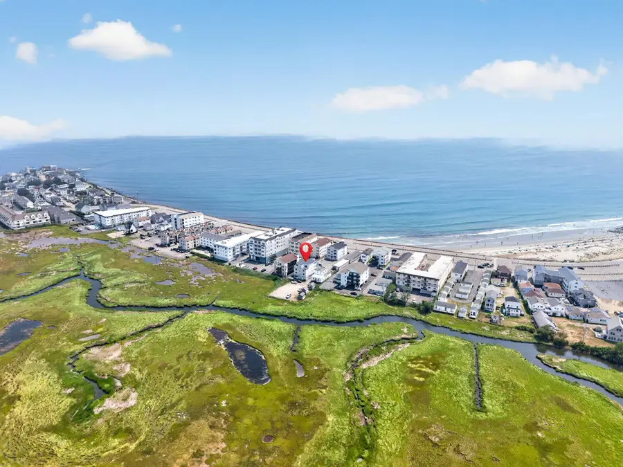 421 Ocean Boulevard #4S, Hampton, NH 03842 - #2
