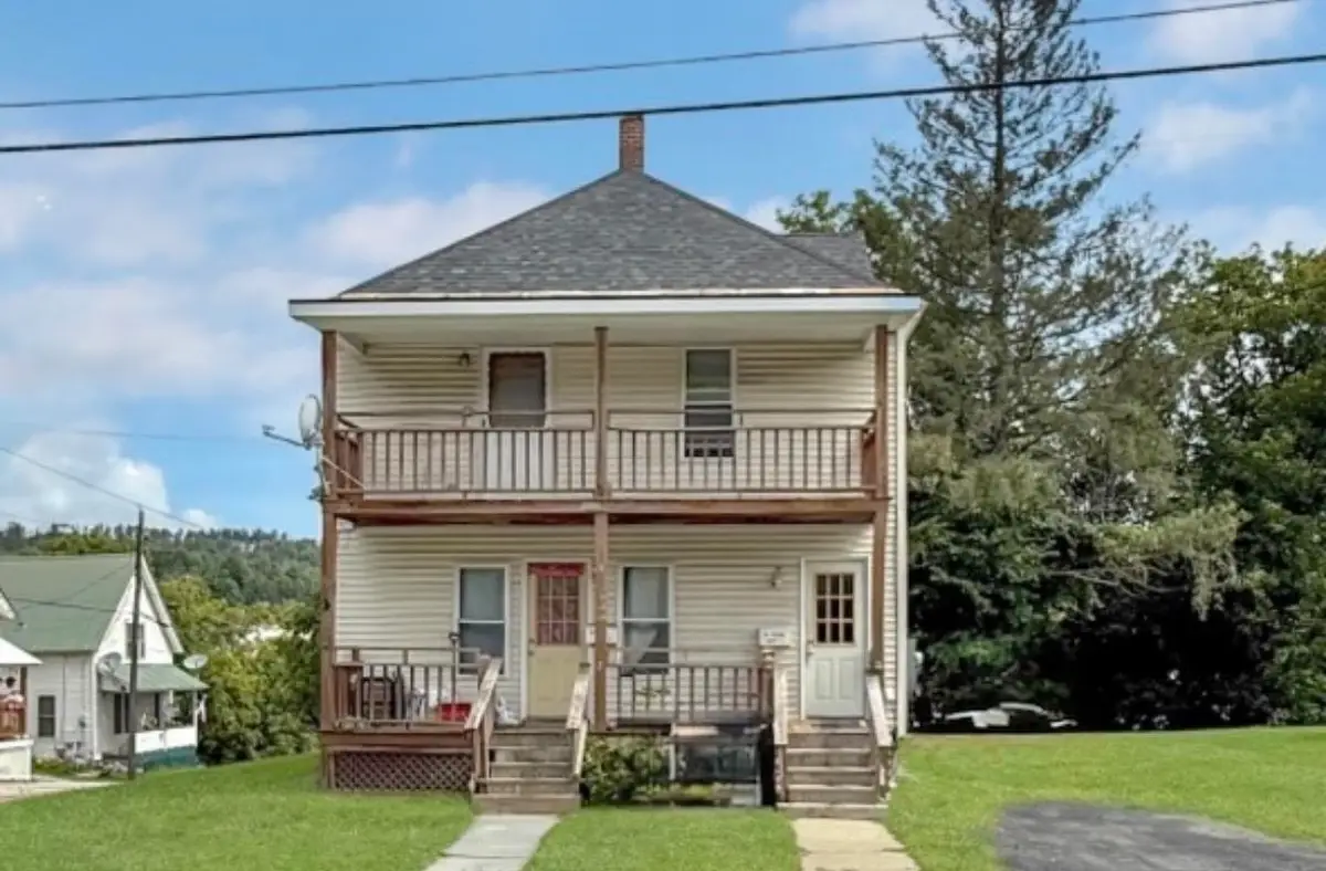 31 Foss Street, Barre, VT 05641 - #1