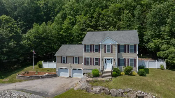 7 Tracie Lane, Weare, NH 03281