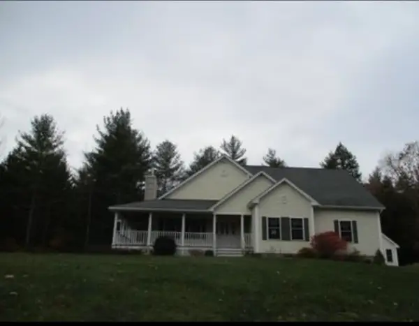 633 1st Crown Point Road, Strafford, NH 03884-6116