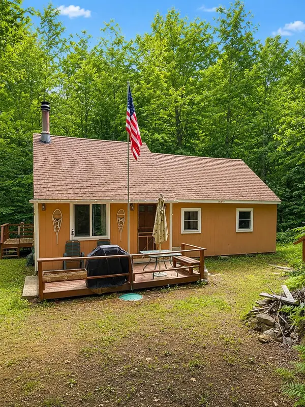 14 Barbara Drive, Alton, NH 03810