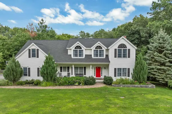 2 Sinclair Drive, Exeter, NH 03833