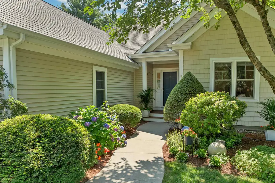 8 Sandpiper Lane, Merrimack, NH 03054 - #3