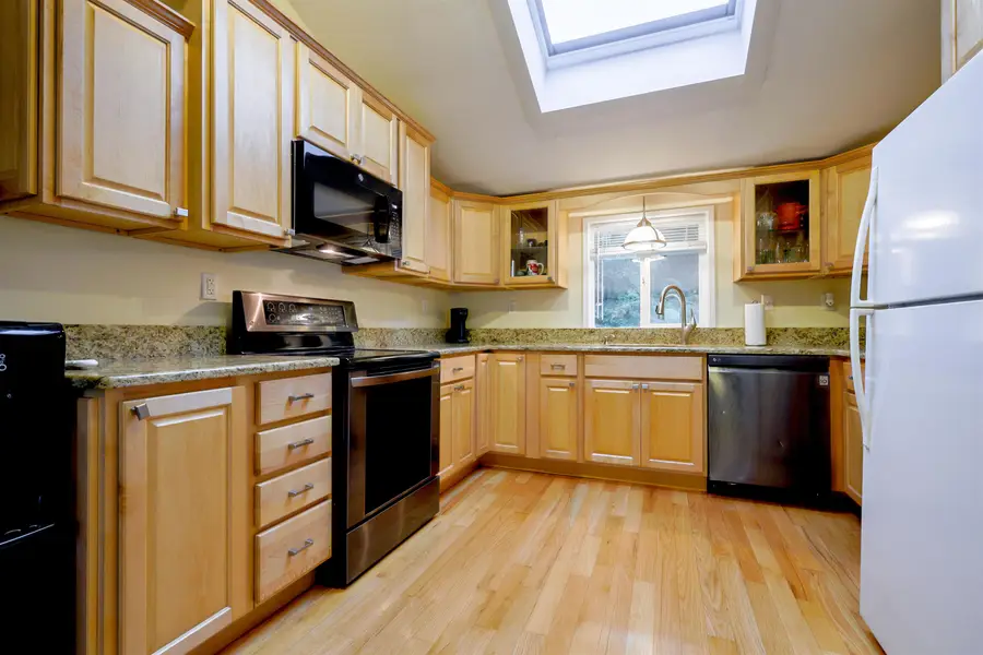 9 Ice House Lane, Greenfield, NH 03047 - #3