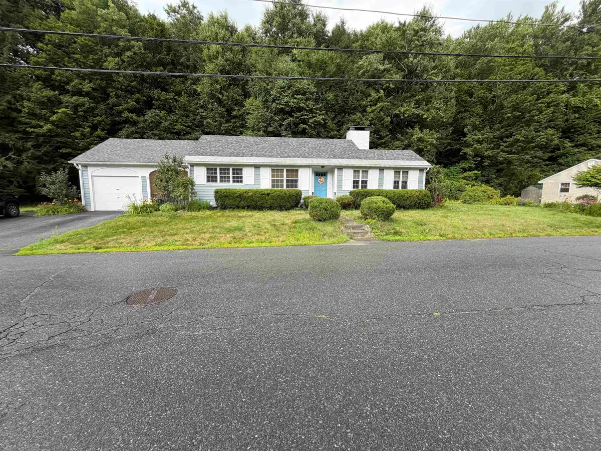 54 Commonwealth Avenue, Springfield, VT 05156 - #1