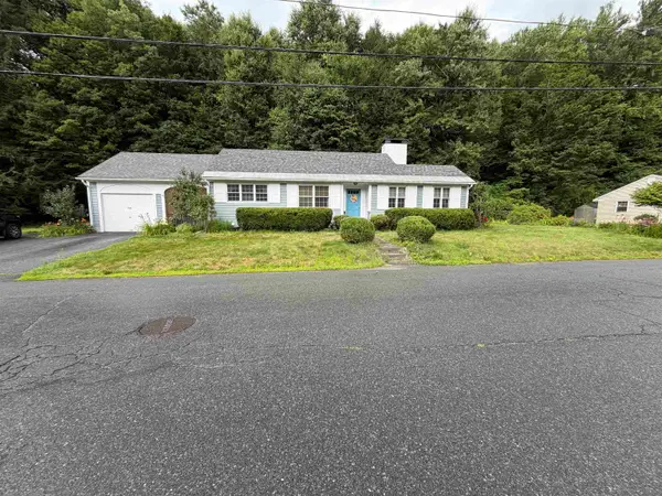 54 Commonwealth Avenue, Springfield, VT 05156