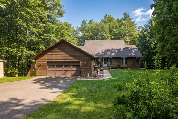 651 Colonial Drive, Rutland Town, VT 05701