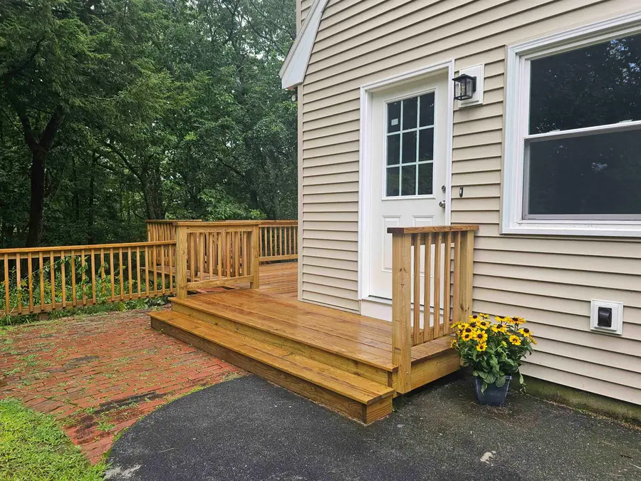 24 Jule Avenue, Salem, NH 03079 - #3