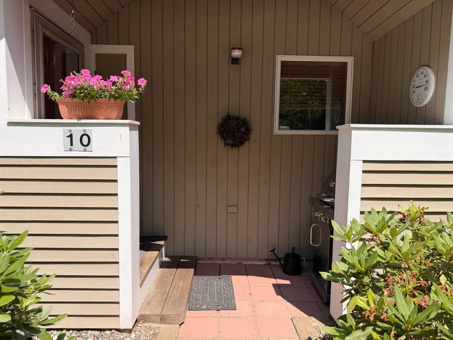 13 Laurel Circle #10, Thornton, NH 03285 - #3