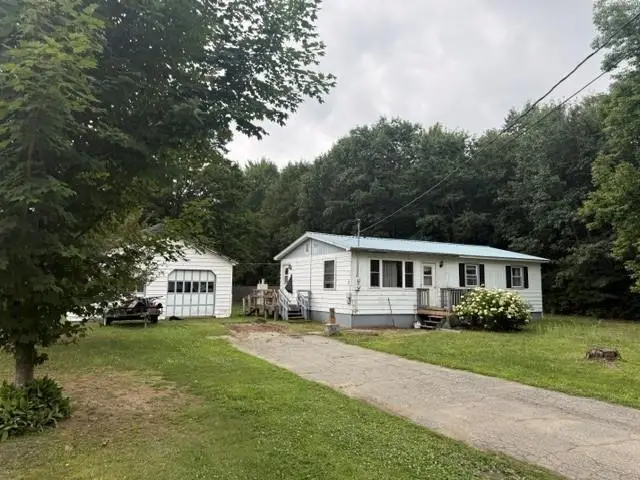 29 Pike Place, Newport, VT 05855 - #2