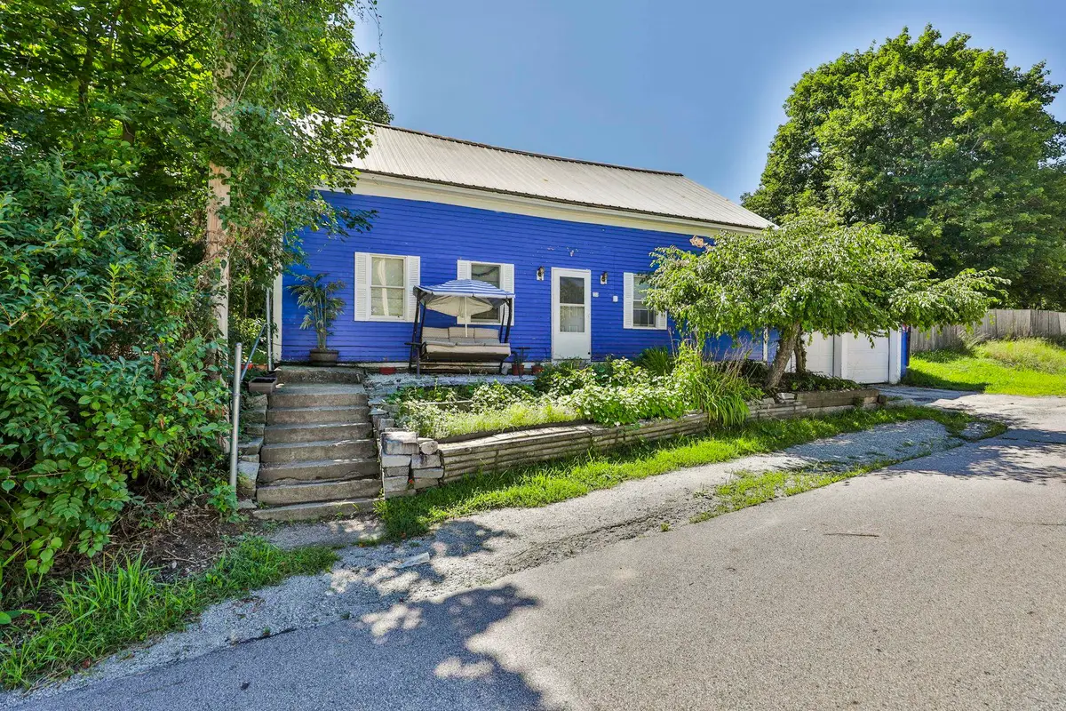 24 Butler Street, Hillsborough, NH 03244 - #1