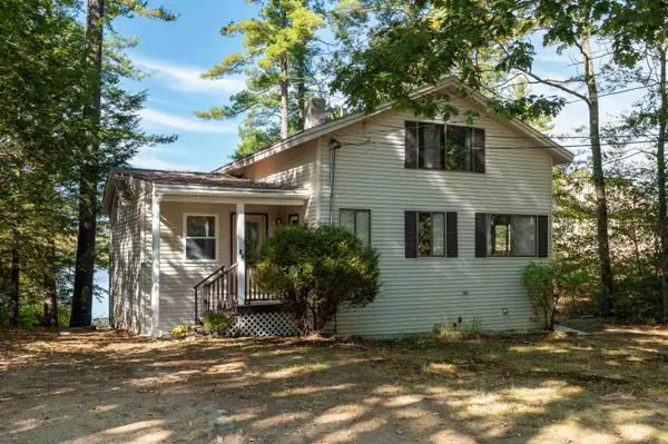 44 Rocky Point Road, Barrington, NH 03825