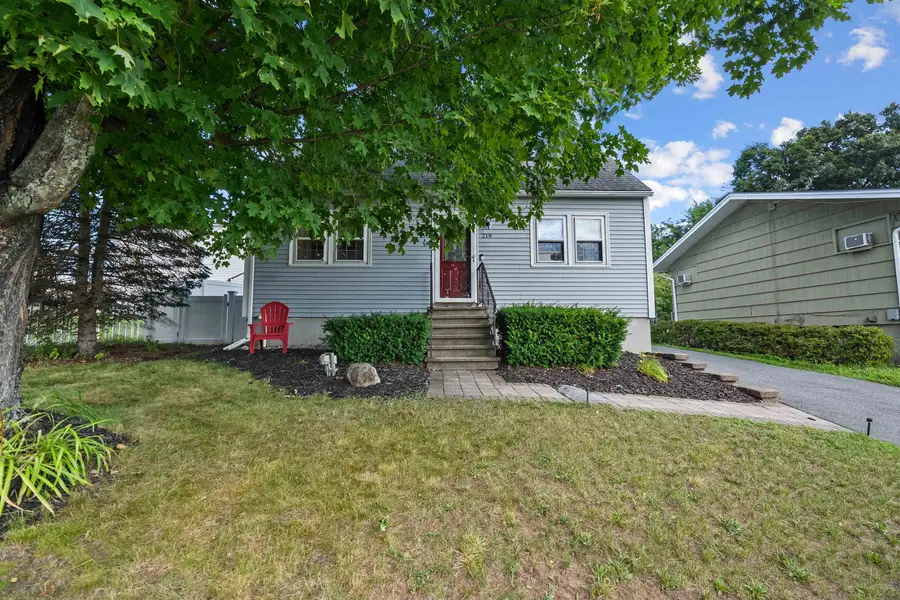 219 Rhode Island Avenue, Manchester, NH 03104 - #2