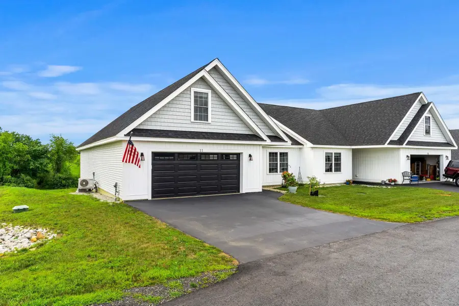11 Brook Circle, Northwood, NH 03261 - #2