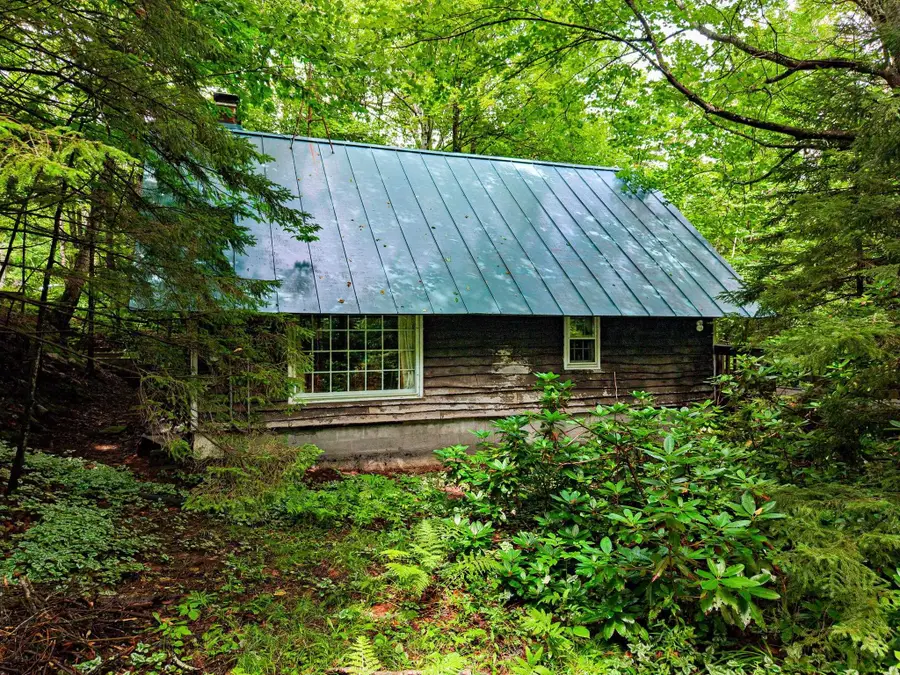 8 Novice Village Road, Dover, VT 05356 - #3