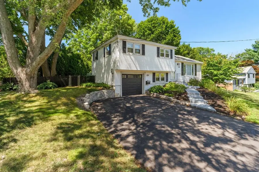 6 Larry Lane, Portsmouth, NH 03801 - #2