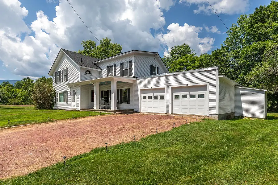 1625 Barnumville Road, Manchester Center, VT 05255 - #2
