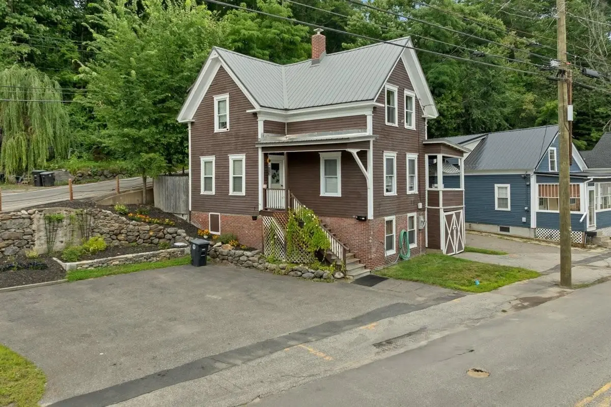 114 W Bow Street, Franklin, NH 03235 - #1