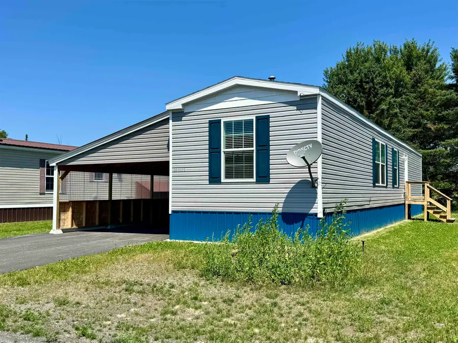 28 Pine Street, Colebrook, NH 03576 - #3
