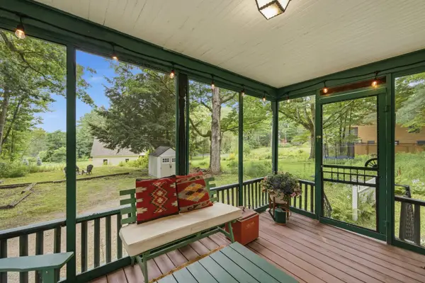 13 Harvey Road, Sutton, NH 03260