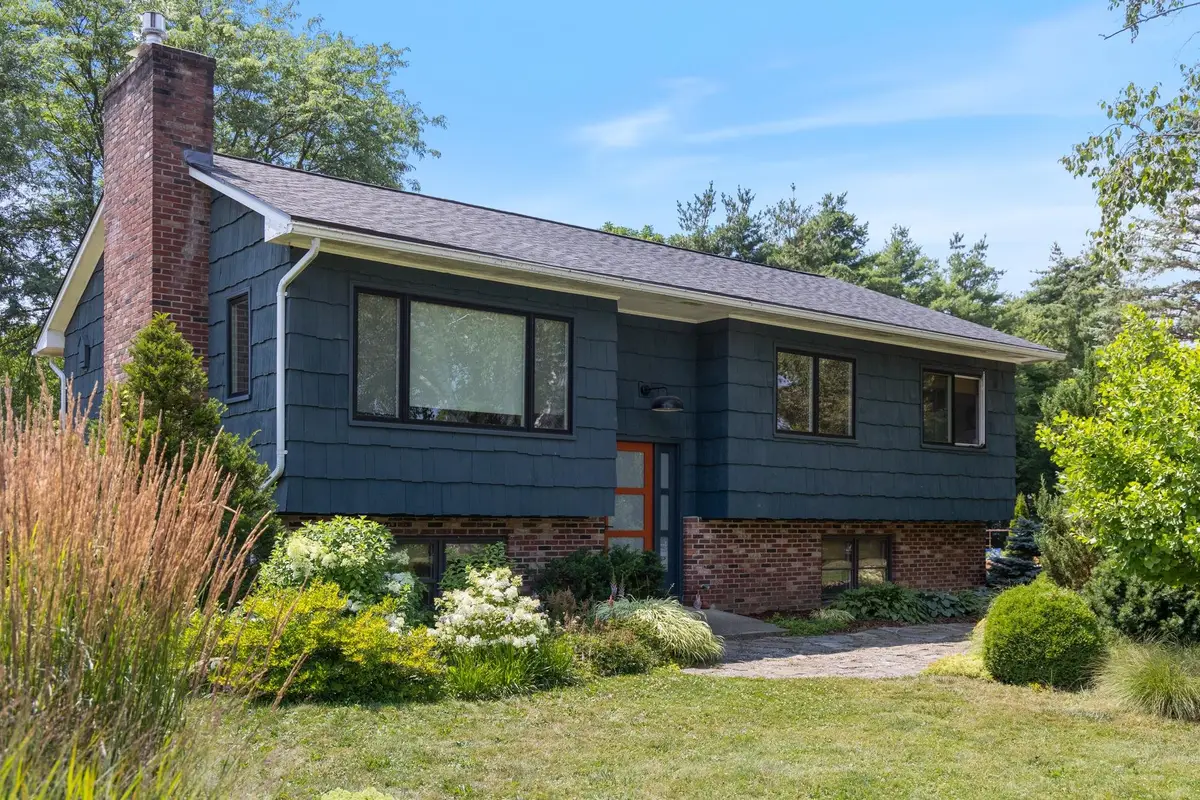 148 Stokes Lane, Shelburne, VT 05482 - #1