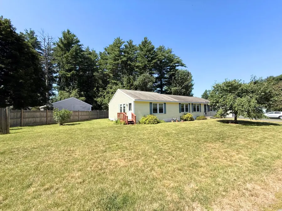 5 Santa Fe Road, Nashua, NH 03062 - #3