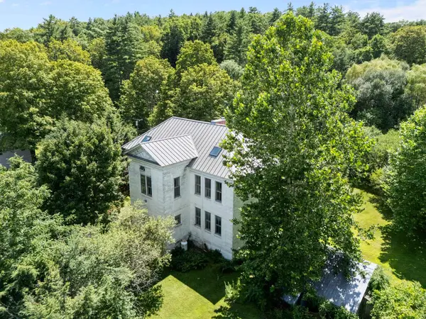 4 Signal Pine Road, Putney, VT 05346