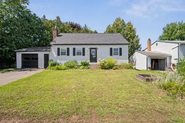 36 Plattsburg Avenue, Burlington, VT 05408
