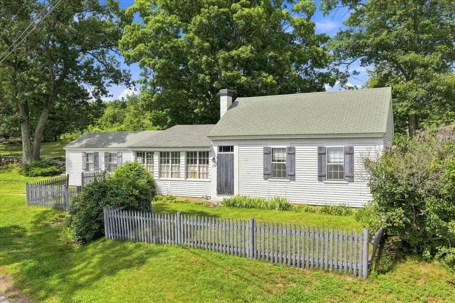 353 Bunker Hill Road, Auburn, NH 03032 - #2