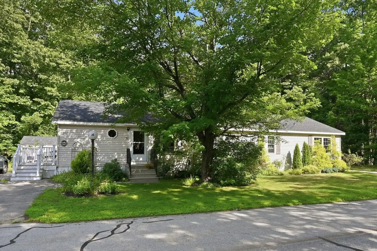 32  Hawaii Lane, Rochester, NH 03867 - #1