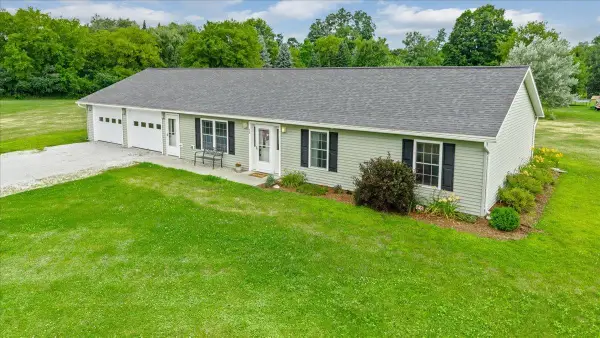 38 Boone Drive, Highgate, VT 05459