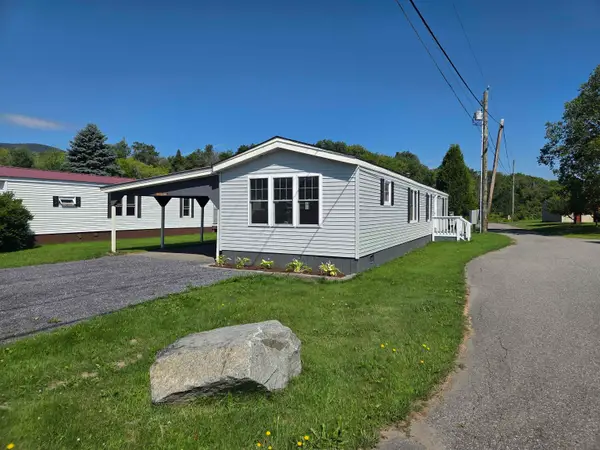15 Cedar Street, Colebrook, NH 03576