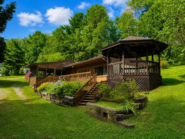576 Hayward Road, Derby, VT 05829