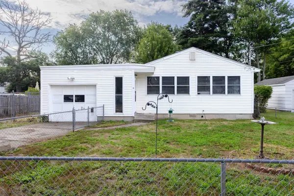 19 Tracy Drive, Burlington, VT 05408