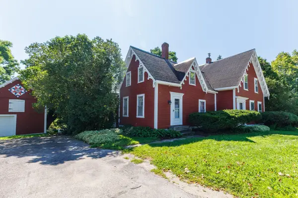 1402 Alburg Springs Road, Alburgh, VT 05440