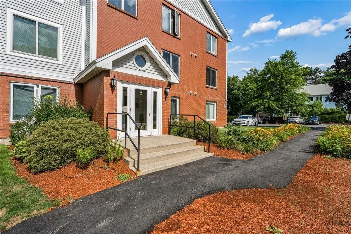 5 Timberwood Drive #104, Goffstown, NH 03045 - #1