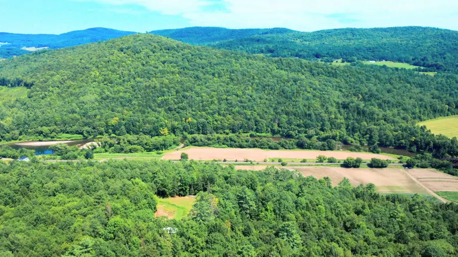 2673 U.S. Route 5, Saint Johnsbury, VT 05819 - #3
