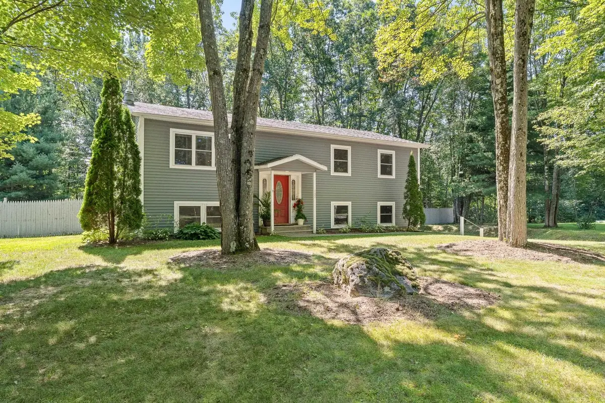 142 Oak Circle, Colchester, VT 05446 - #1