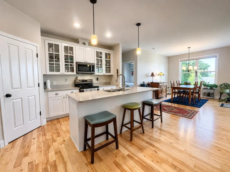 82 Ledge Way, South Burlington, VT 05403 - #2