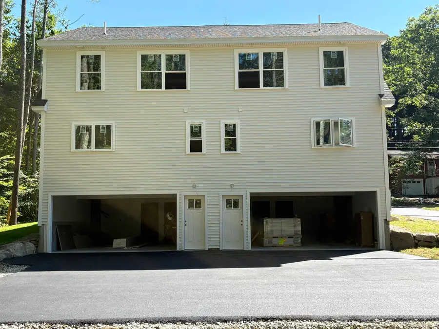 566 Sixth Street #Unit 1, Dover, NH 03820 - #3