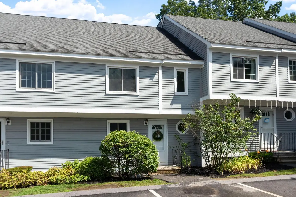 19 Swift Lane, Merrimack, NH 03054 - #1