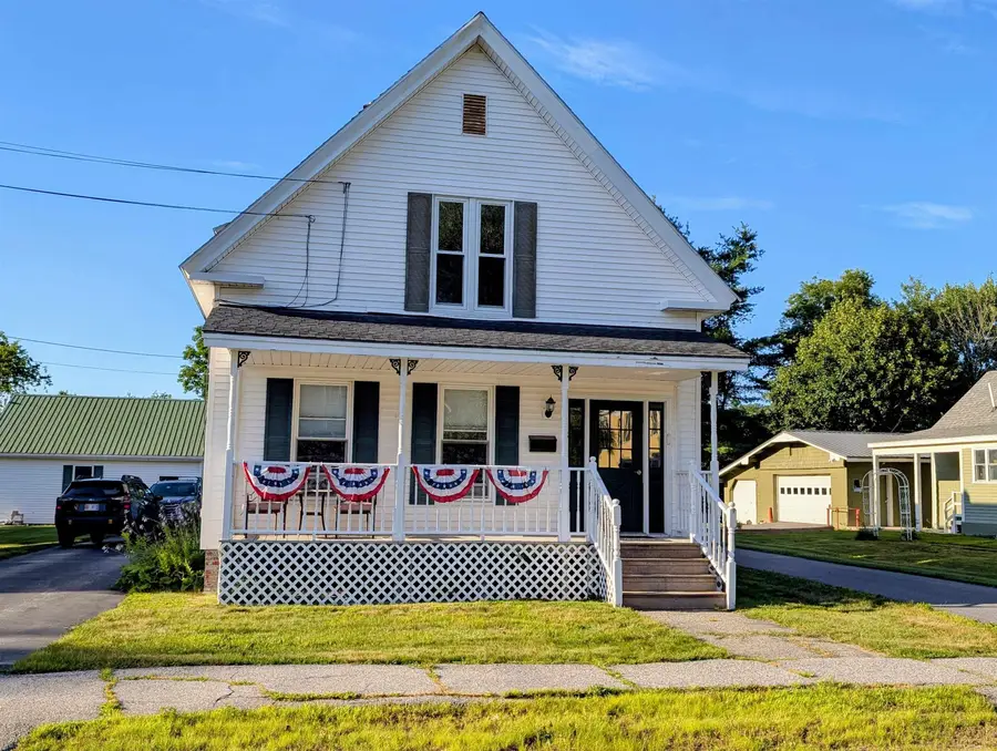18 Pleasant Street, Lancaster, NH 03584 - #2