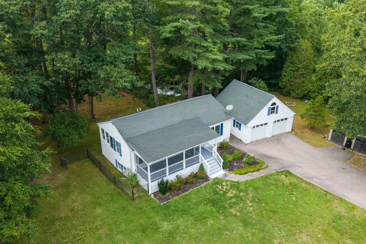 2 Bayou Drive, Raymond, NH 03077-2364 - #1