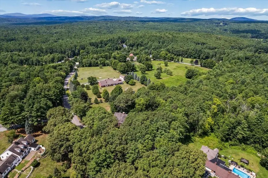 14 Walnut Hill Road, Amherst, NH 03031 - #3